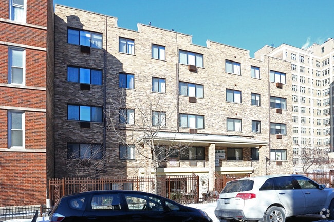 Building Photo - The Kenmore Gardens