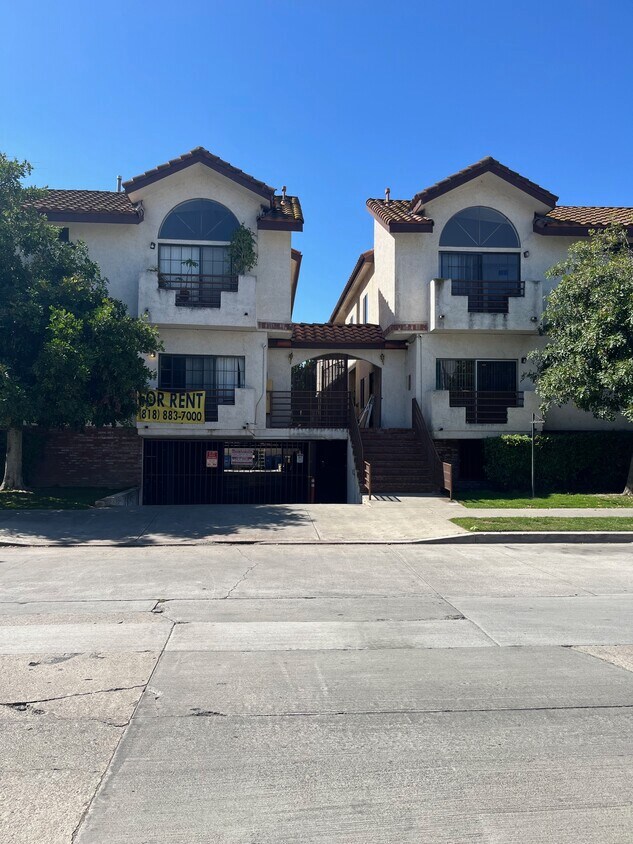 Foto principal - 11250 Morrison St
