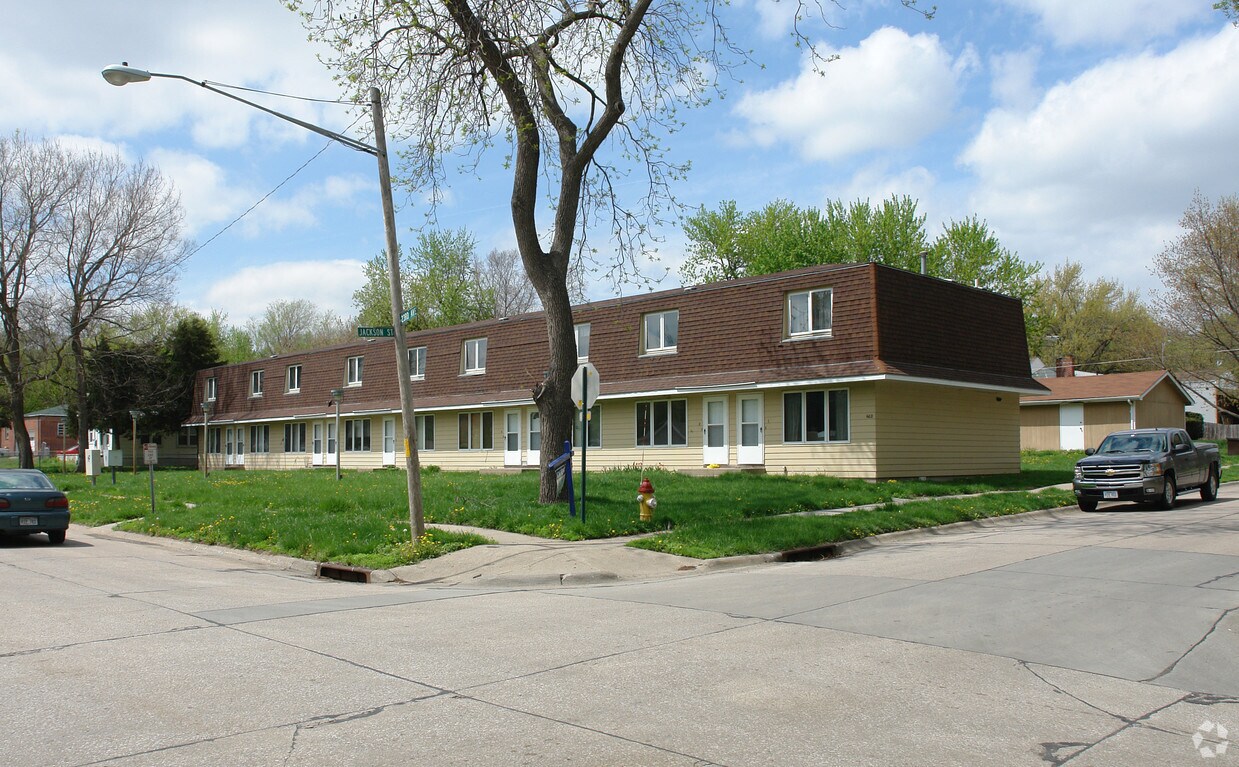 602 W 23rd St, Bellevue, NE 68005 Apartments in Bellevue, NE