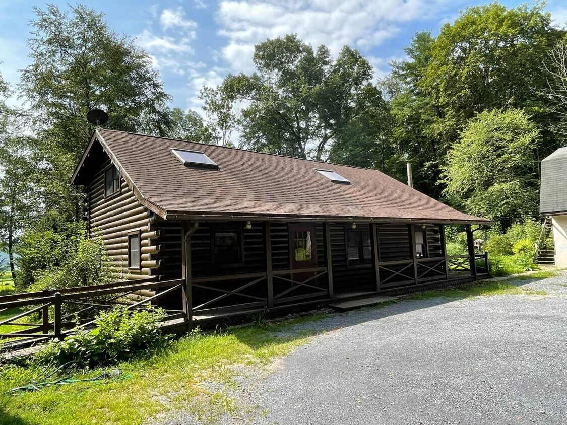 Primary Photo - 111 Wasson Dr