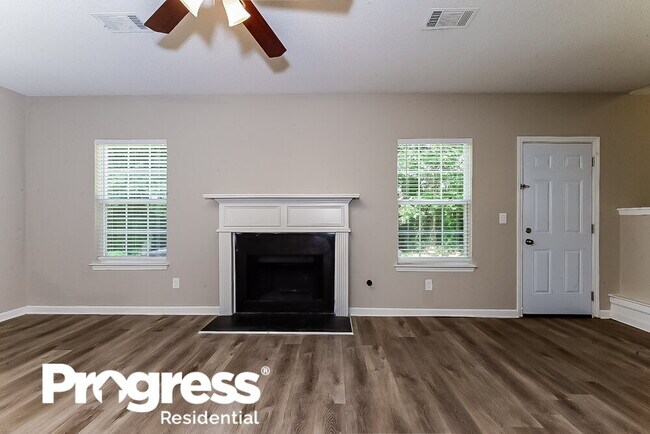Building Photo - 1652 Deer Crossing Point