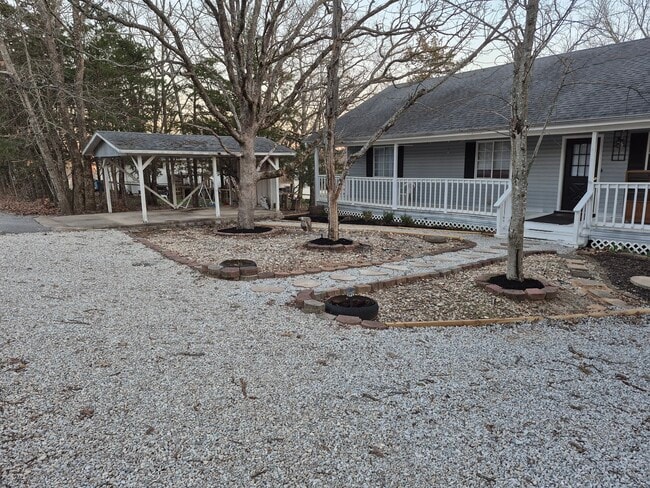 Building Photo - 133 Elizabeth Dr