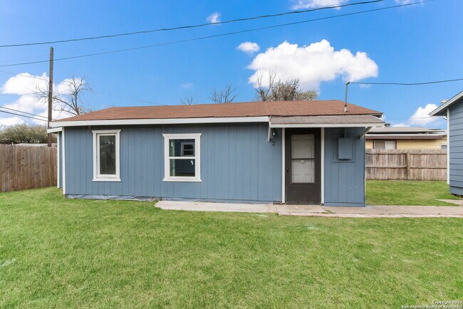 Foto del edificio - 234 Readwell Dr
