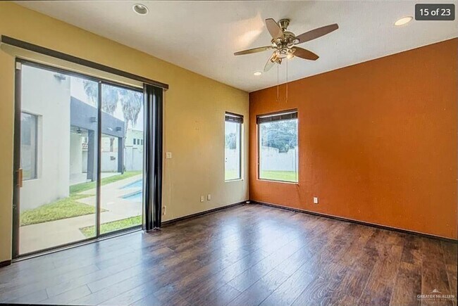 Building Photo - 2037 S 45th St