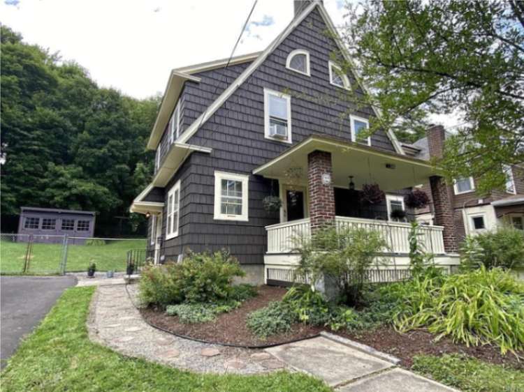 Primary Photo - 238 Greenwood Pl