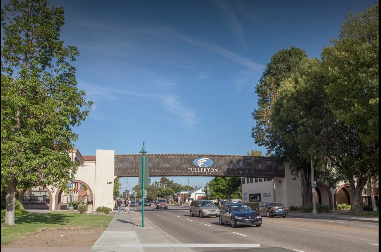 1456 Central Ave, Fullerton, CA 92831 Townhome Rentals in Fullerton