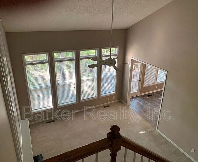 Foto del edificio - 2312 Colony Woods Dr