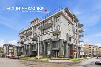 Building Photo - 15739 Fraser Hwy