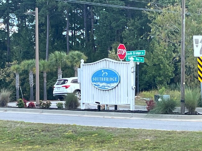 Foto del edificio - 2266 Huntingdon Dr