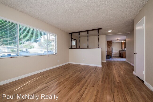 Building Photo - 3 br, 2 bath House - 144 E Naples Street
