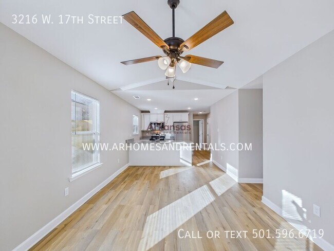 Foto del edificio - 3216 W 17th St