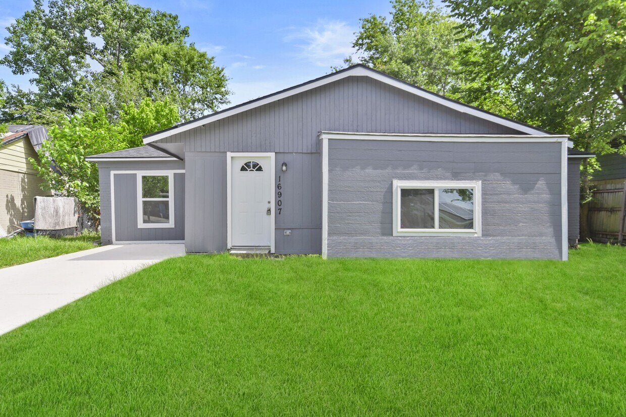 Foto principal - 16907 Argyle Rd