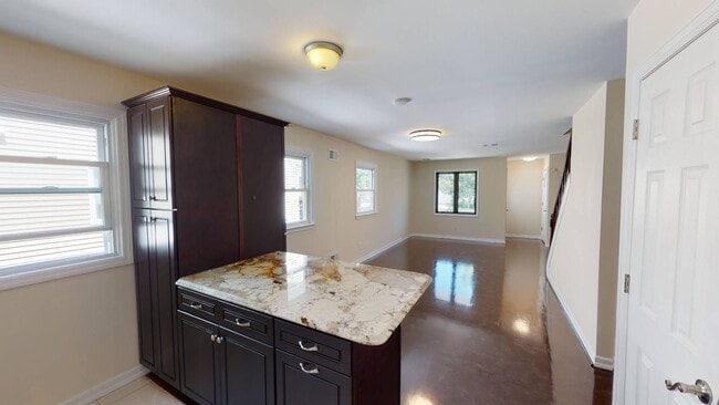 Building Photo - 352 Seaver Ave