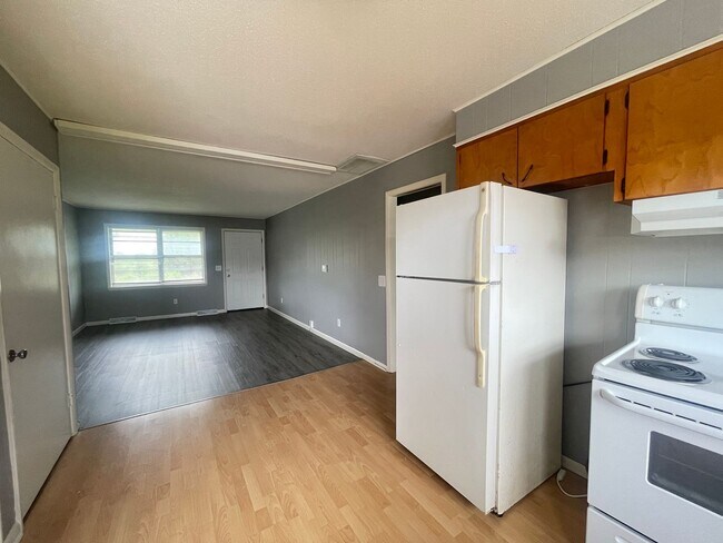 Foto del edificio - 4551 West Third Street