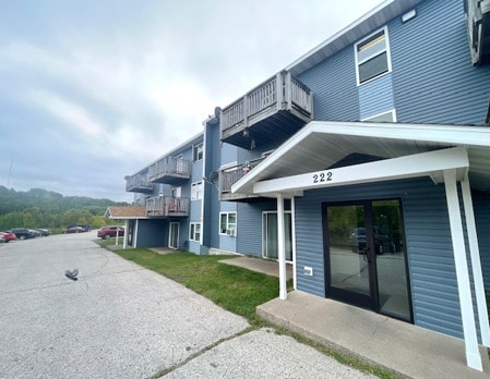 Building Photo - 220-226 Pecan Ave