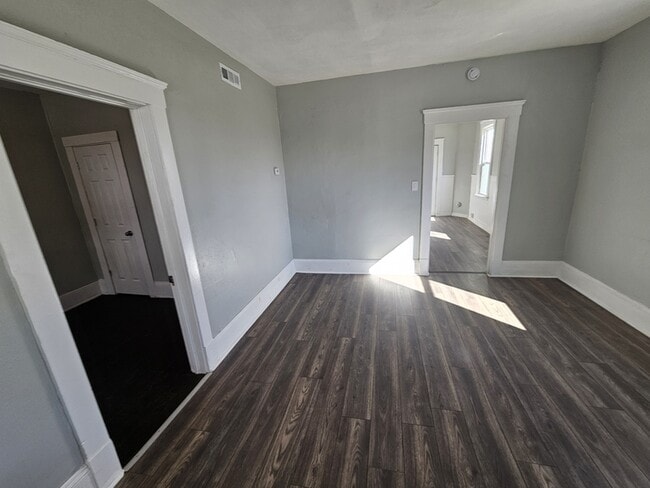 Building Photo - 8023 Kosciuszko Ave