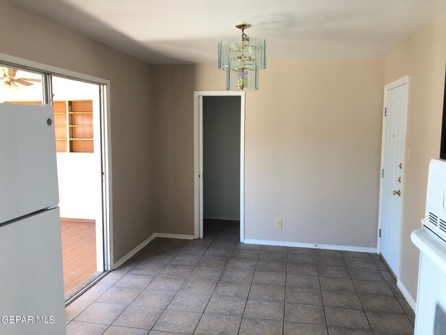 Foto del edificio - 10073 Kirwood St