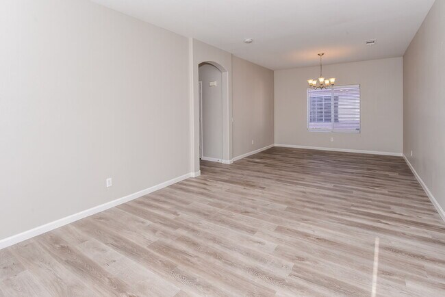Building Photo - 3413 Adventure Ct