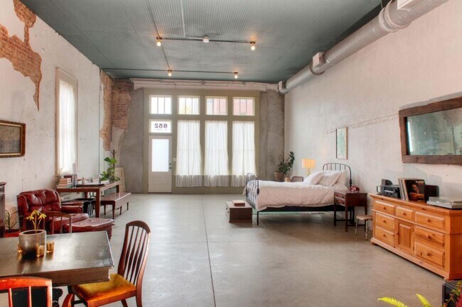 Foto del edificio - 652 N 3rd St