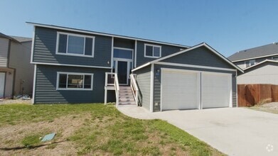 Building Photo - 2315 North Middlecrest Drive