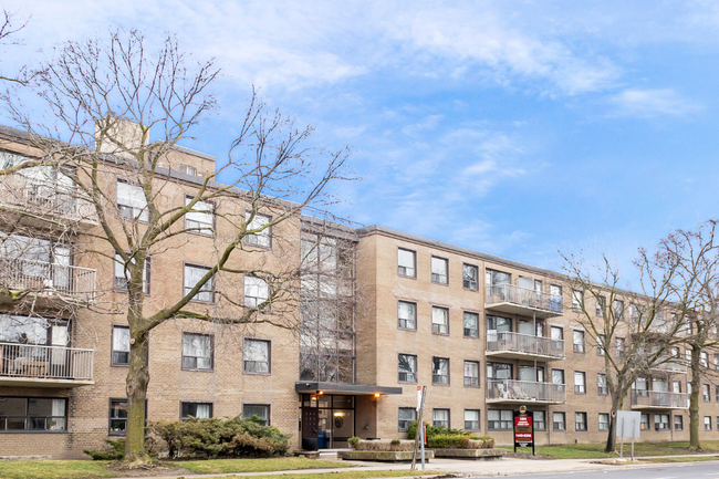 Building Photo - Lawrence Apartments