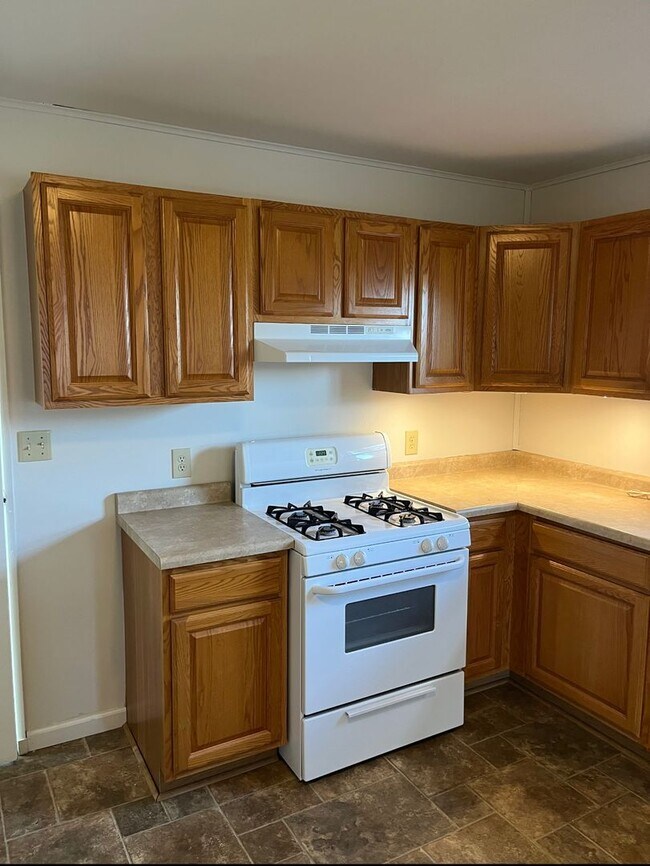 Foto del edificio - HOUSE…2 Bedroom 1 Bath