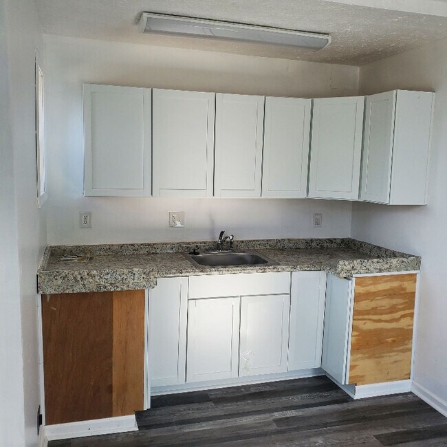 Foto del edificio - 1BDRM APARTMENT FOR RENT