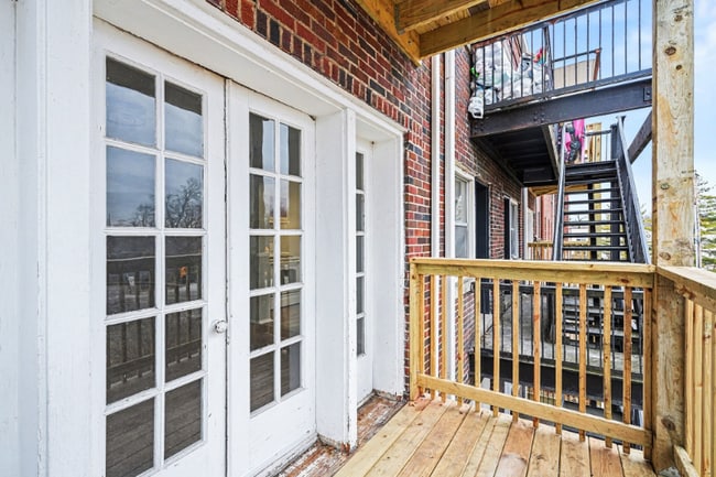 Foto del edificio - 562 Glenwood Ave