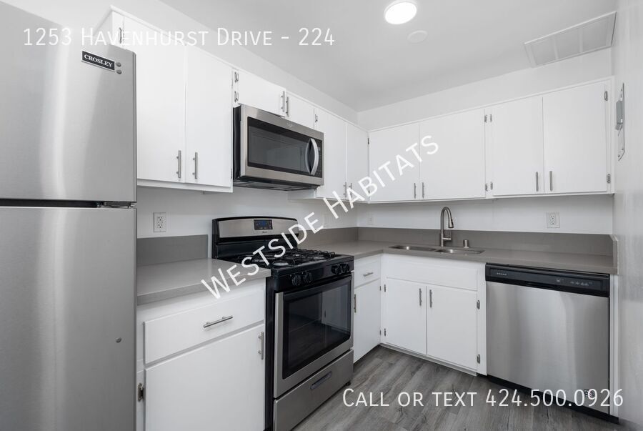 Primary Photo - 1253 Havenhurst Dr