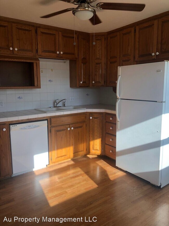 Building Photo - 3 br, 1 bath House - 2319  BELL ST