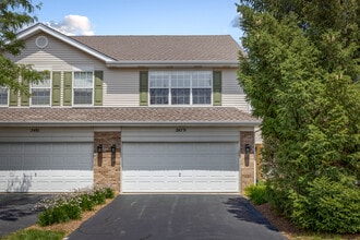 Building Photo - 2479 Stoughton Cir