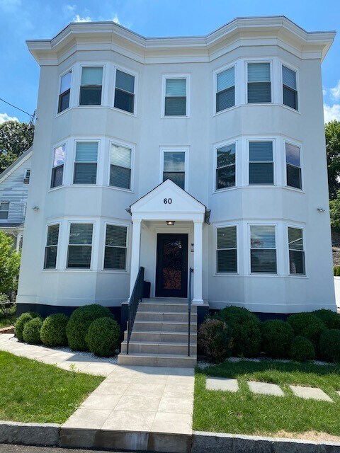 front of the building - 60 Oak Ridge St