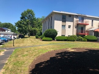 Building Photo - 440 North Ave