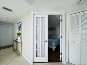 Building Photo - 9900 S Ocean Dr