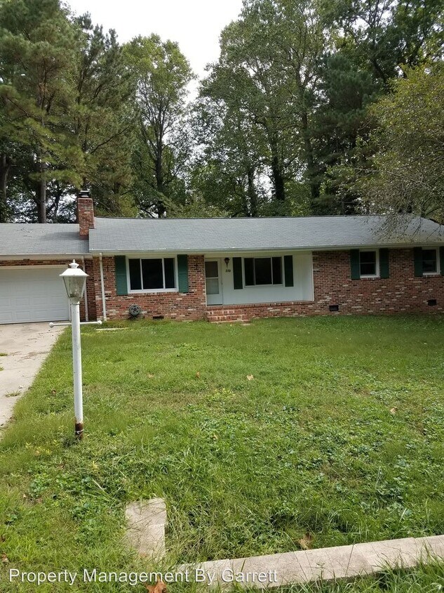 Primary Photo - 3 br, 2.5 bath House - 110 Indian Cir
