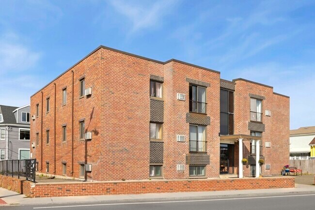 Foto del edificio - 222 Winthrop Shore Dr