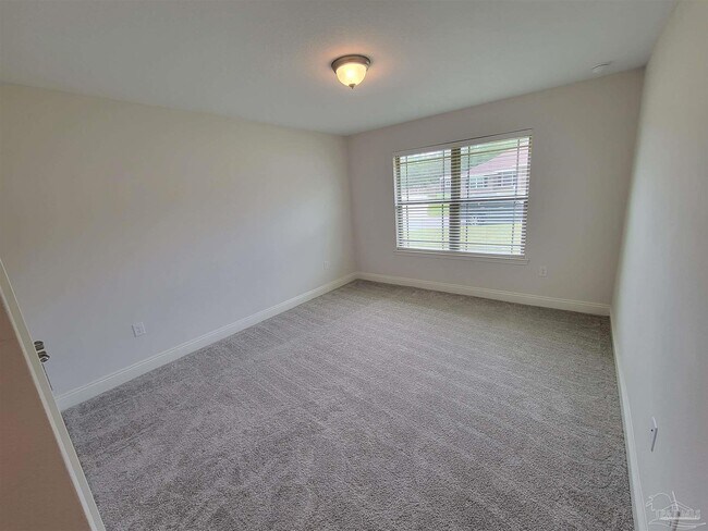 Building Photo - 5221 Gaineswood Dr