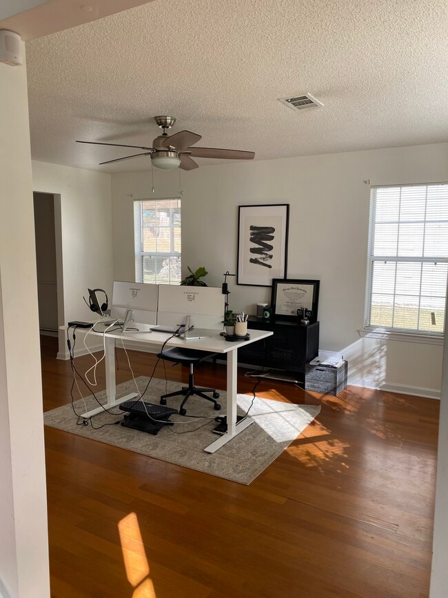 Foto del edificio - 5130 Cascade Hills Cir SW