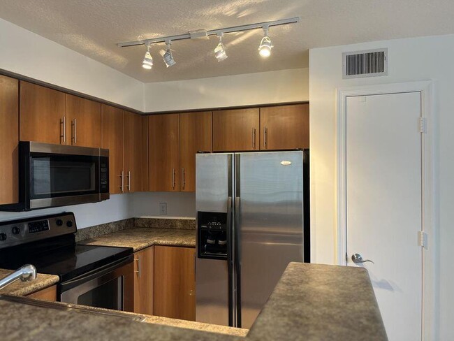 Foto del edificio - 1125 Crystal Way