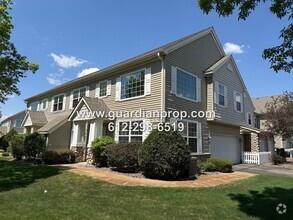 Building Photo - 1903 Bluestem Ln