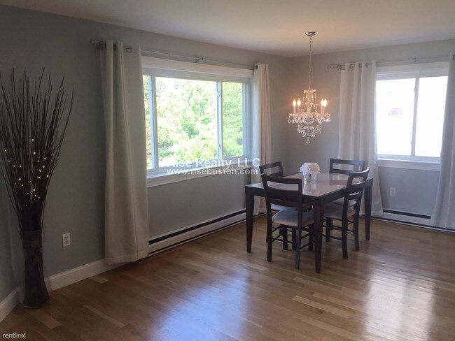 Building Photo - 2 br, 2 bath  - 10 orleans street