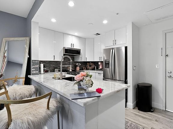 Photo - 1550 Technology Dr Apartment