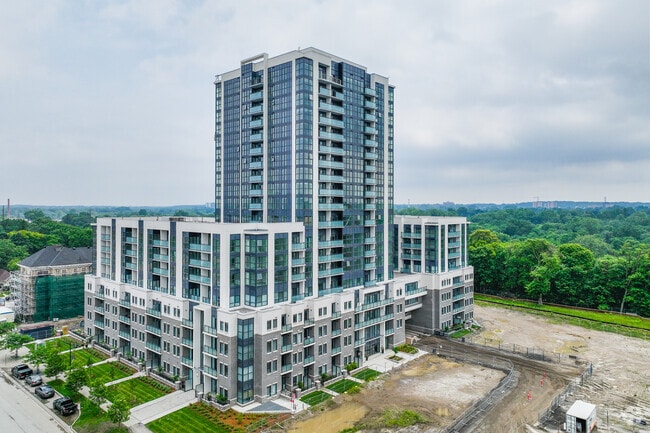 Building Photo - SOHOSQ Rentals