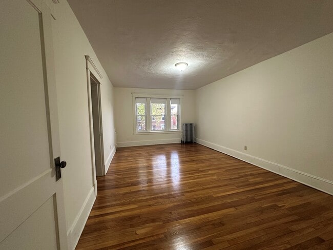 Foto del edificio - 100-130 Elm Street