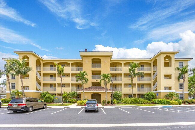 Foto del edificio - 1783 Four Mile Cove Pky