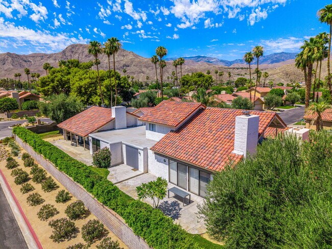 Building Photo - 37710-37710 Los Cocos Dr E