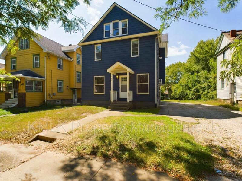Primary Photo - 708 Kling St