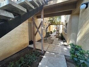 Building Photo - 3400 Sullivan Ct