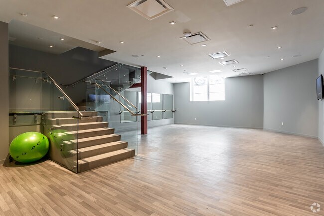 Estudio de yoga/gimnasia - Spectra Pearl 101