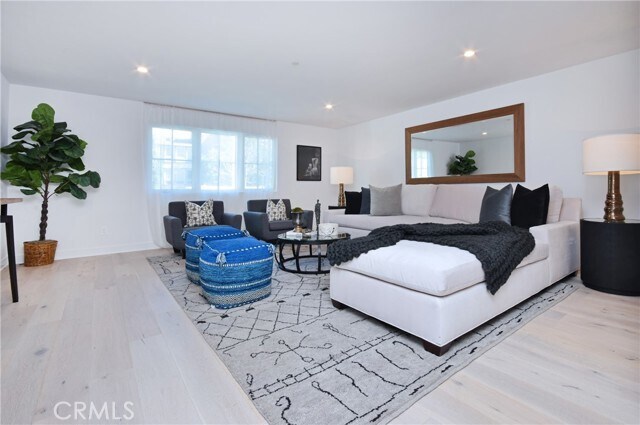 Foto del edificio - 4641 Cahuenga Blvd